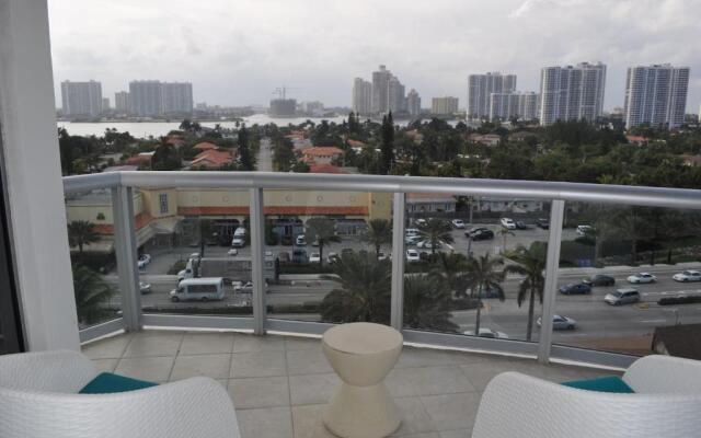 Marenas 2 Bed 907
