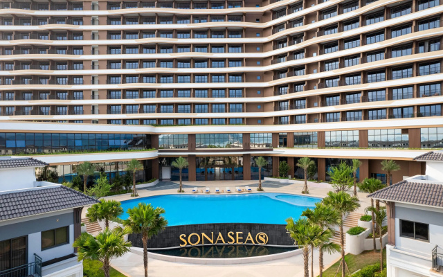 Wyndham Garden Sonasea Van Don — 4-star hotel in Van Don