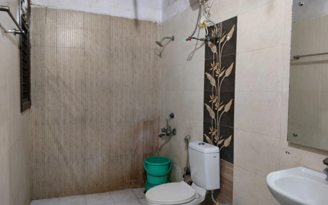 Hotel White Palace Nizamuddin Railway St