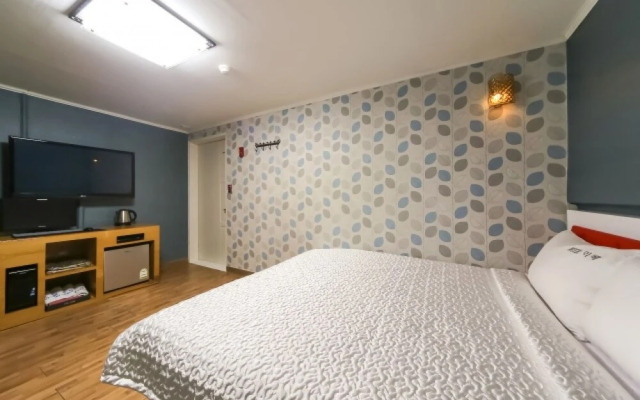 Busan Daeyeon-Dong Ribe