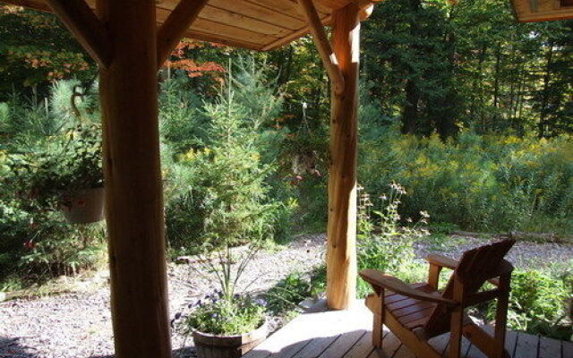 Algonquin Log Cabin