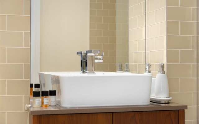 Lincoln Plaza Serviced Apartments