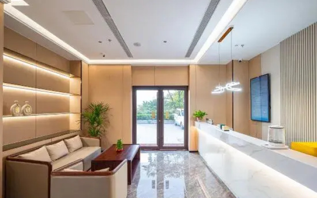 Mechari Hotel (Qingdao Zhanqiao Zhongshan Road Subway Station)