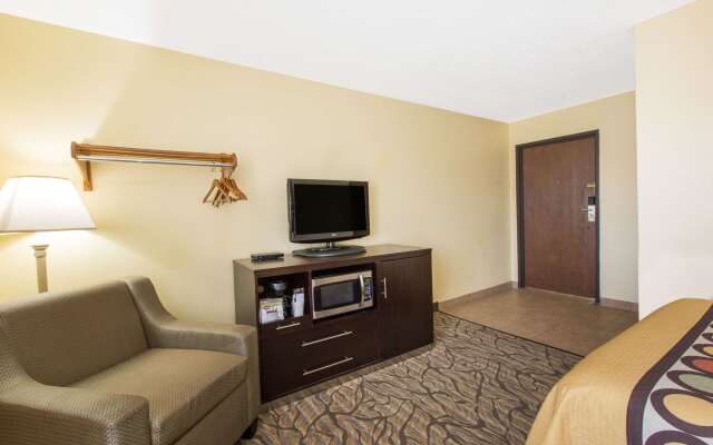 Super 8 by Wyndham Nampa