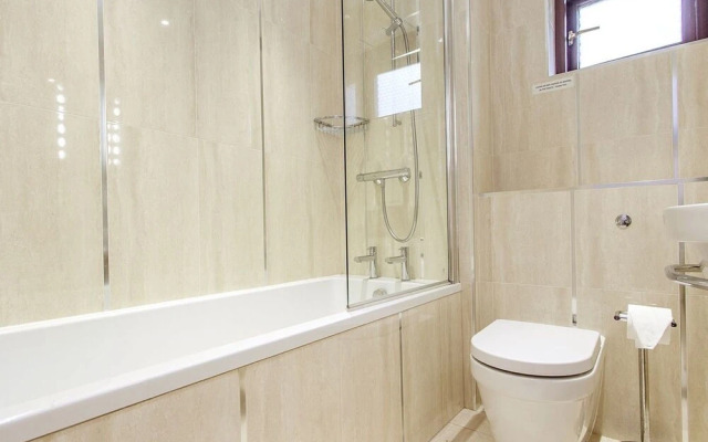 19 Burgh Island Causeway