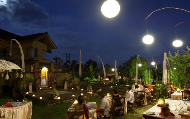 Курортный отель Wapa di Ume Ubud Resort & Spa