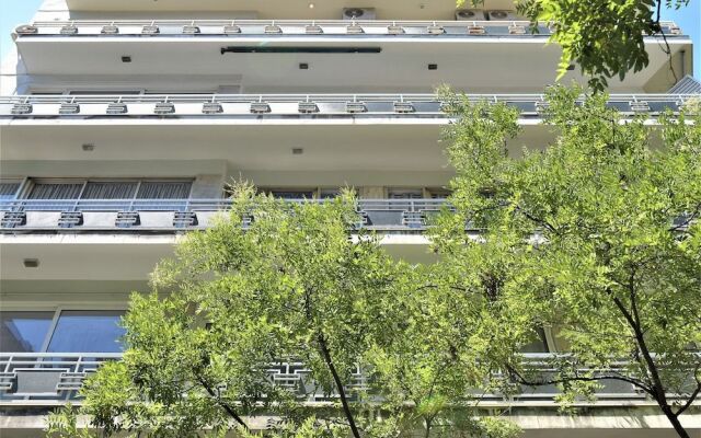 Thanasis Place Hostel