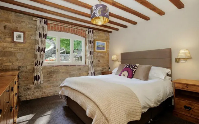 Fabulous Farmhouse in Hampshire