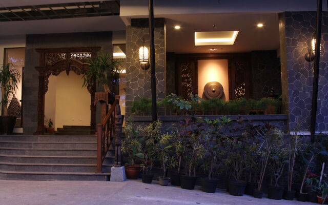 Sukajadi Hotel