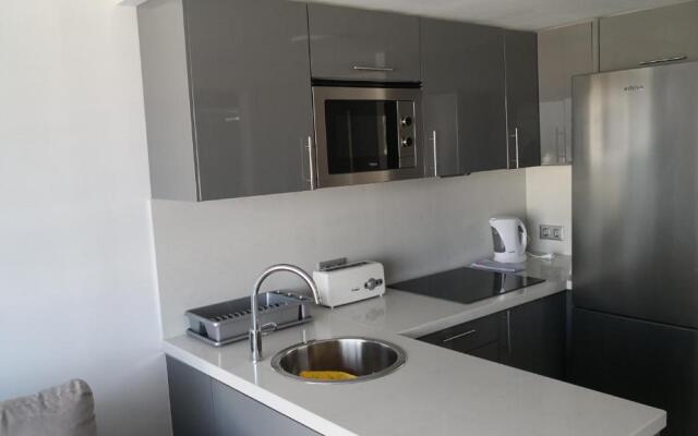 Skol 406A by Completely Marbella