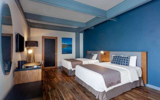 TRYP by Wyndham San Luis Potosi Hotel & Suites
