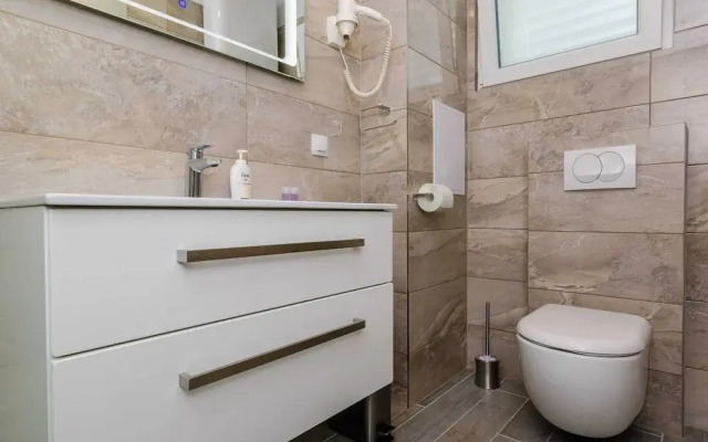 Apartment Petra 14 - Studio Apartment With Balcony and Sea View