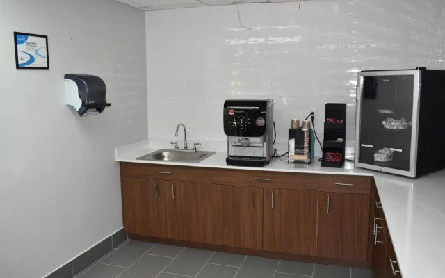 Microtel Inn & Suites by Wyndham Stockbridge/Atlanta I-75