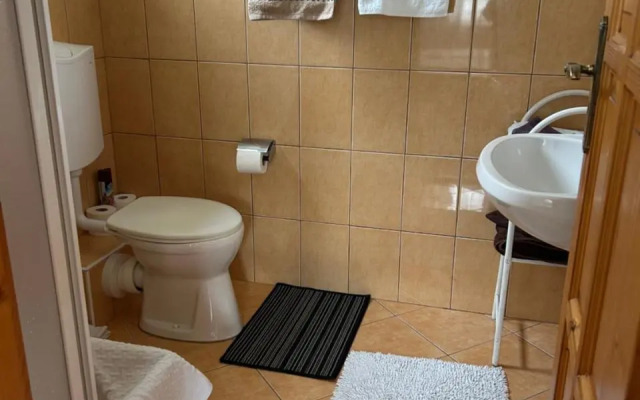 Alex Apartman