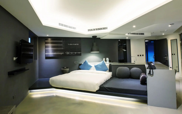 CHECK inn Taichung Liming