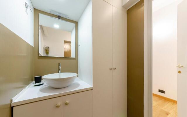 ALTIDO Cute flat near the Aquarium