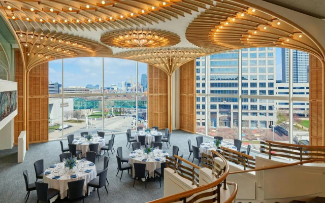 Sheraton Kansas City Hotel at Crown Center