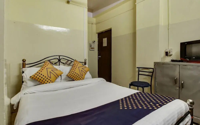 Hotel Hollywood by OYO Rooms
