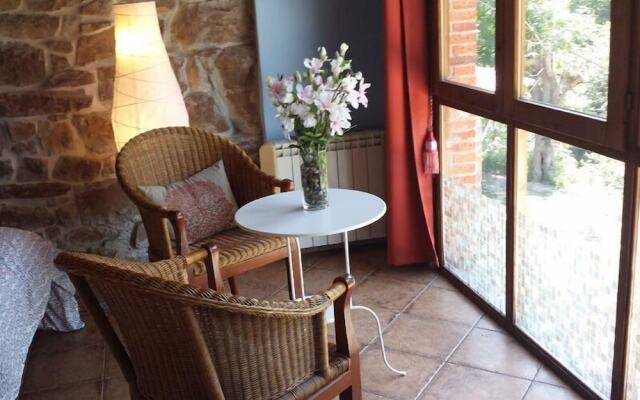 Apartamentos Rurales L'Arboleu