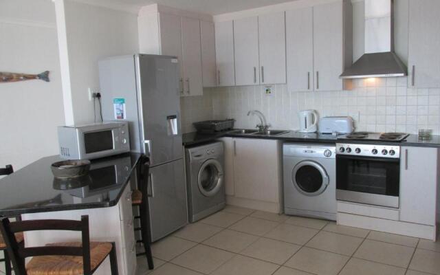 Point Village Accommodation - Linda