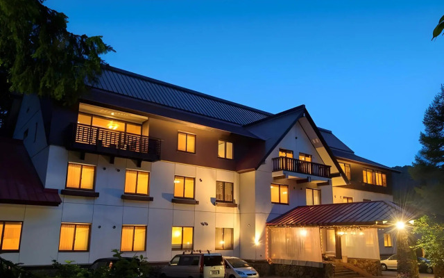 Izumigo Takayama Dog Paradise Hotel