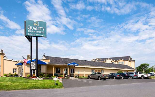 Quality Inn & Suites Glenmont - Albany South