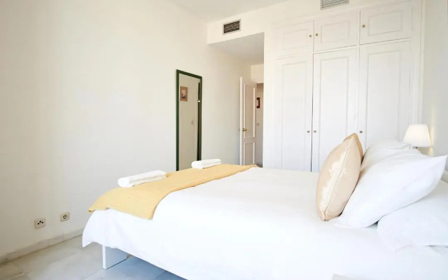 San Jacinto Triana Suite by Valcambre