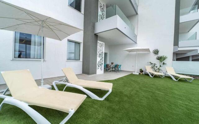Ocean Garden Suite 10 con jardín privado