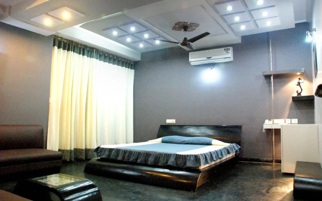 Hotel Arco Palace