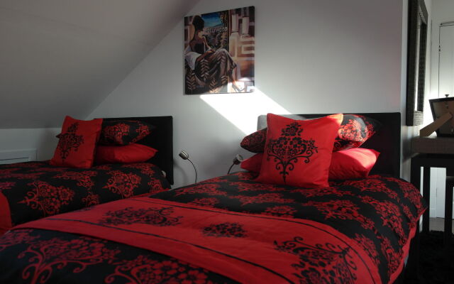 Robert The Bruce Apartment
