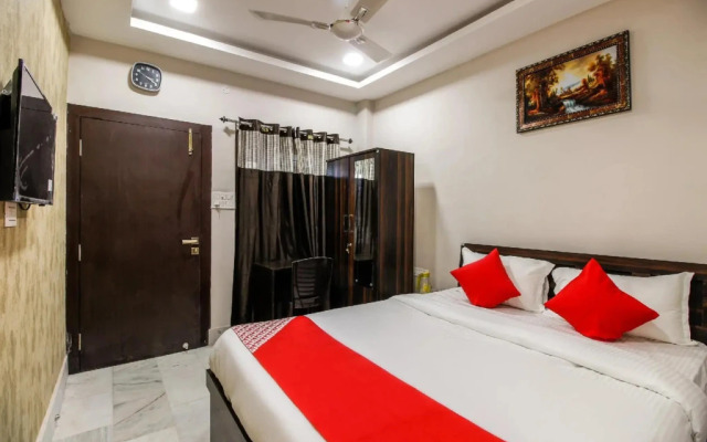 Shiva Guest House by OYO Rooms