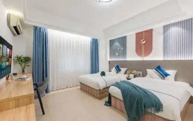 Holiday Sunshine Apartment (Cangzhou University Town)