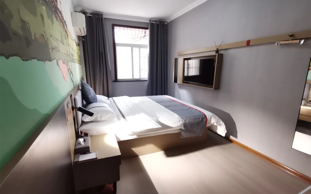 Junyi Chain Hotel (Anqing Tongcheng Haifeng Road)