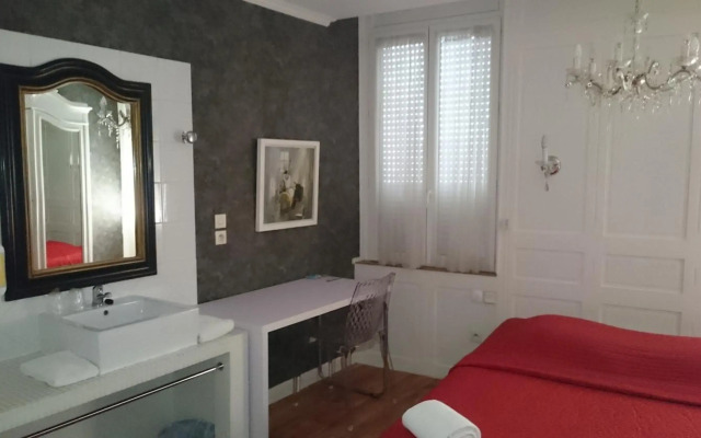 Hôtel Martigues Le 5
