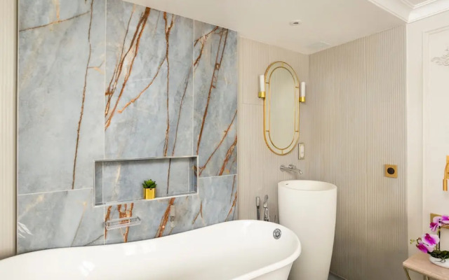 Merveil Luxury Suites - Rougemont I-II-III