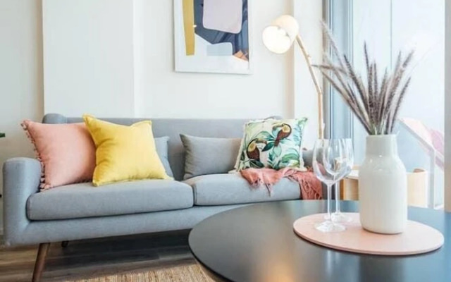 Paradiso on Bent - Netflix - Wifi - City life