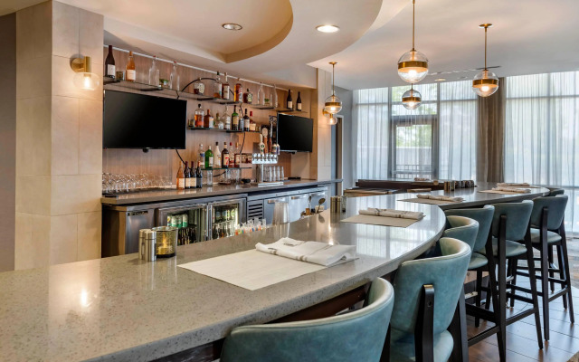 Cambria Hotel Madison East