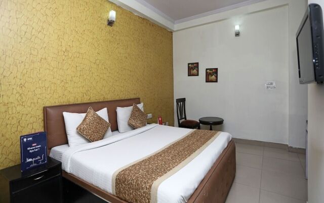 OYO 14875 The Imperial Residency