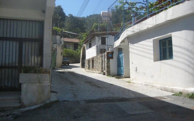 Antigones House