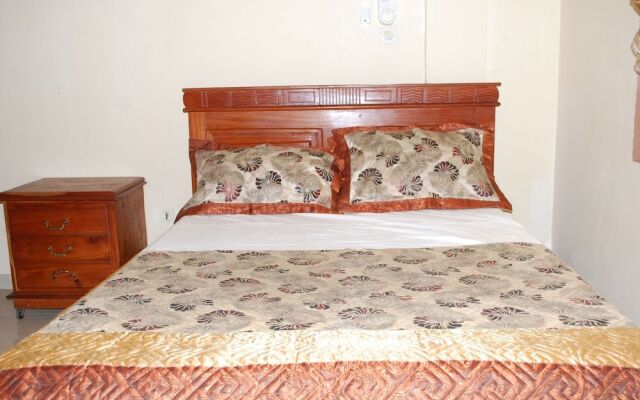 Diaspora Benin Hotel C-E