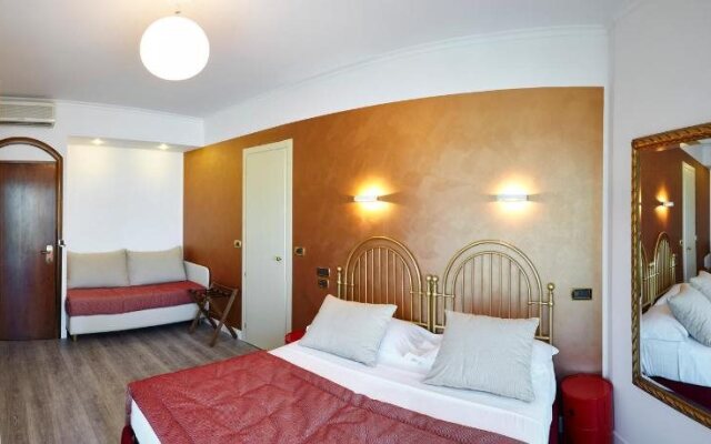 Termini Beach Hotel  Suites