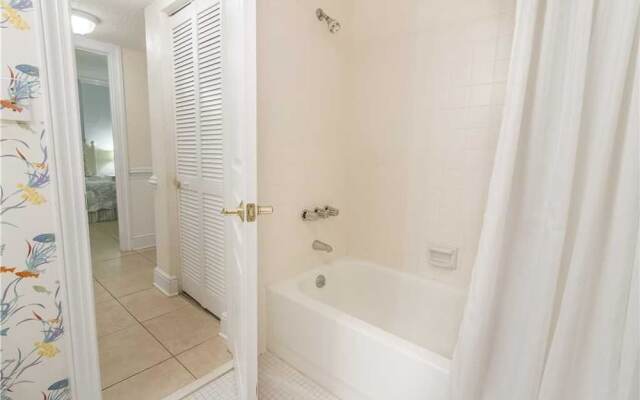 Captains Quarters 218 - Two Bedroom Condo