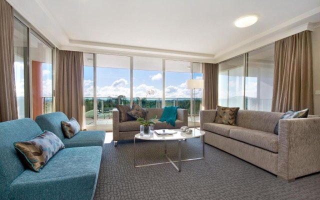 Pacific Suites Canberra