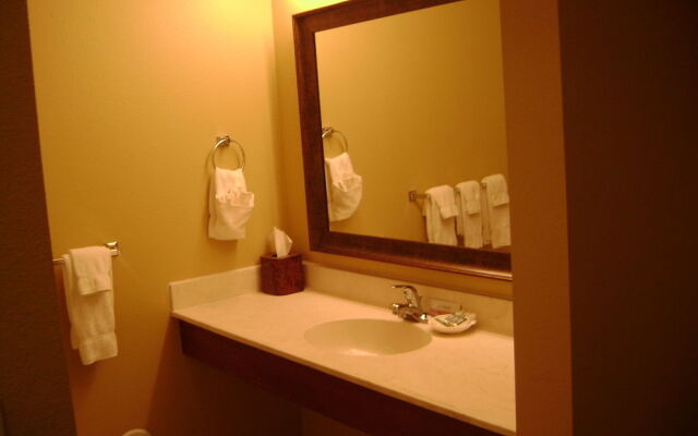 Crossings by GrandStay® - Pipestone