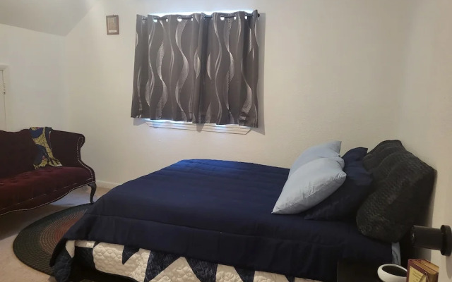 Y's HomePlace New Orleans Guest House