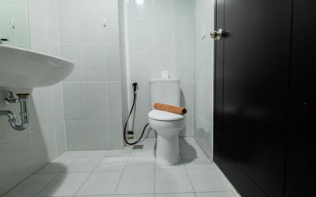 Scenic Studio Room at Casa De Parco Apartment