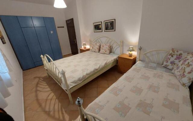 Elli's house