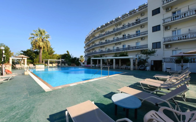 Potamaki Beach Hotel