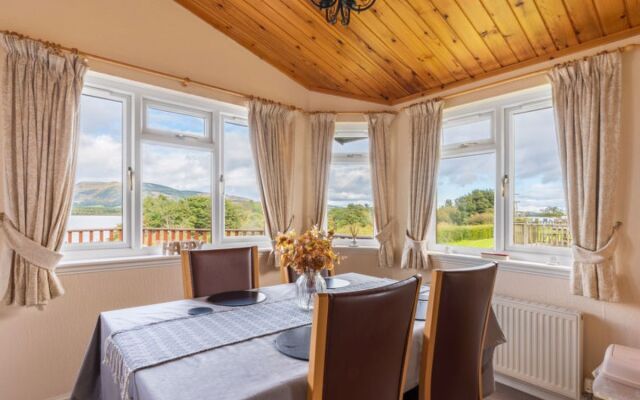 Loch Side Lodge 5