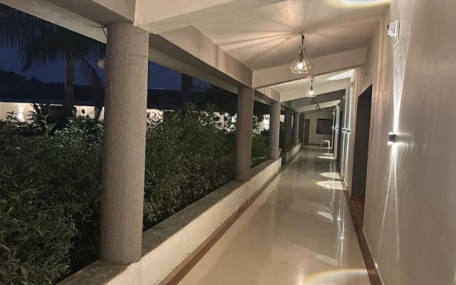 Hotel Sai S N Palace